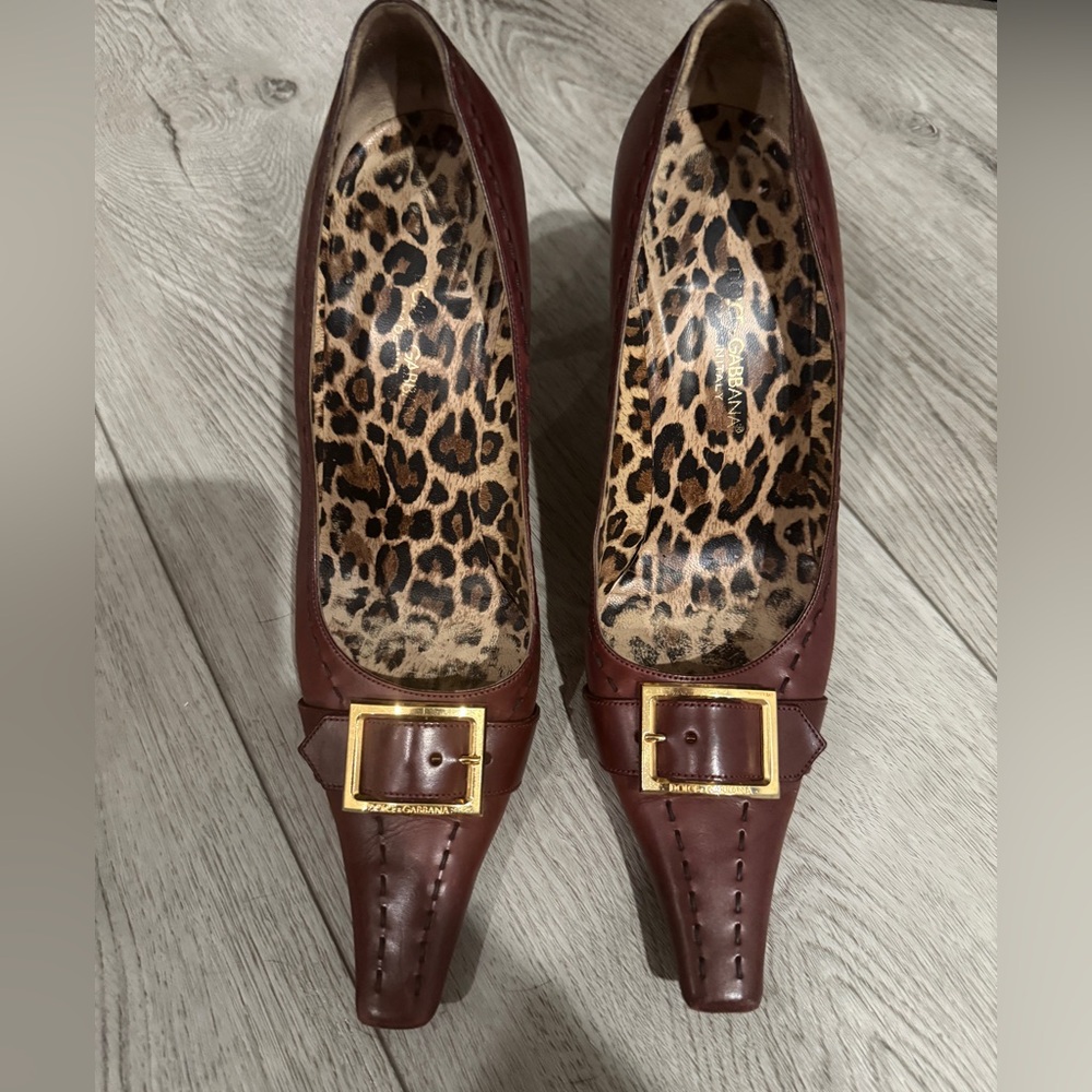 Dolce & Gabbana Burgundy Heels with Gold Buckle